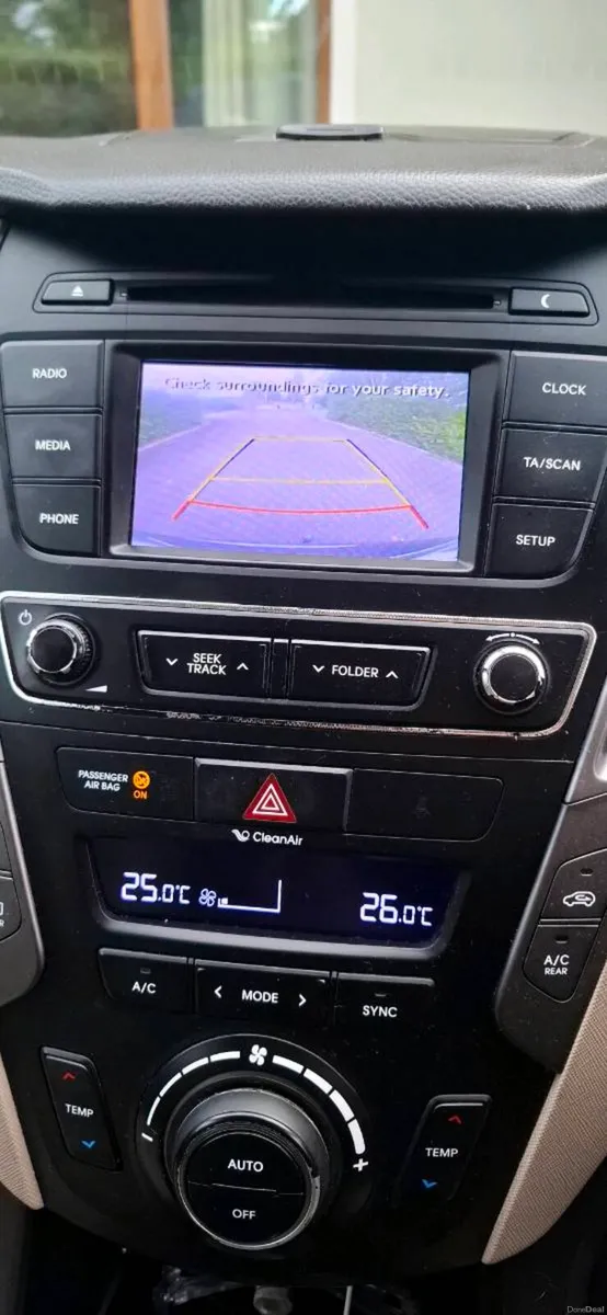Hyundai Santa Fe 2017 - Image 6