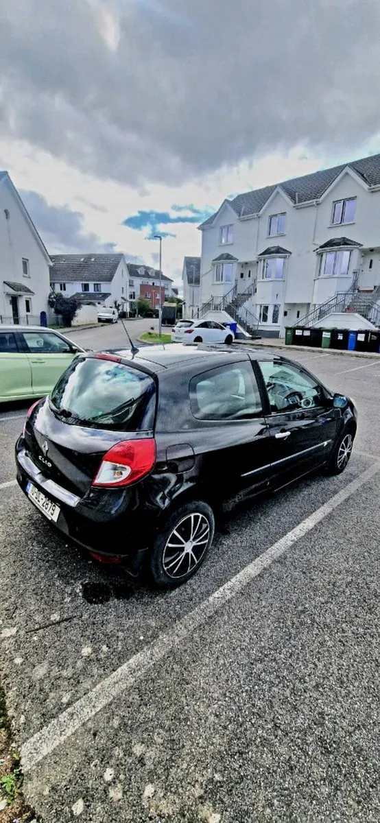 2010 Renault Clio 1.2 petrol Taxed and nct - Image 6
