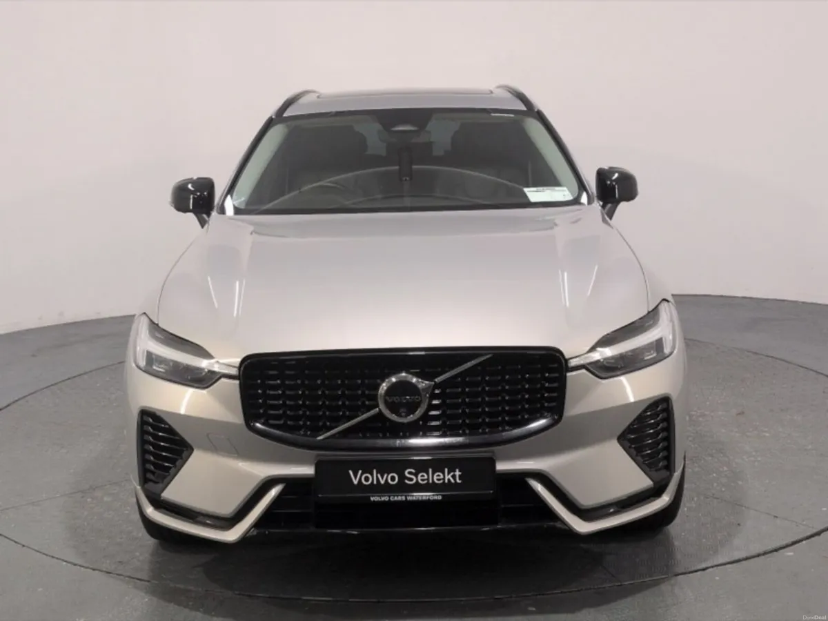 Volvo XC60 T6 Recharge PHEV 350hp AT8 Plus Dark - Image 2