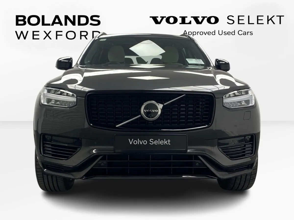 Volvo XC90 T8 PHEV 455hp Plus (Dark Theme) - Image 2
