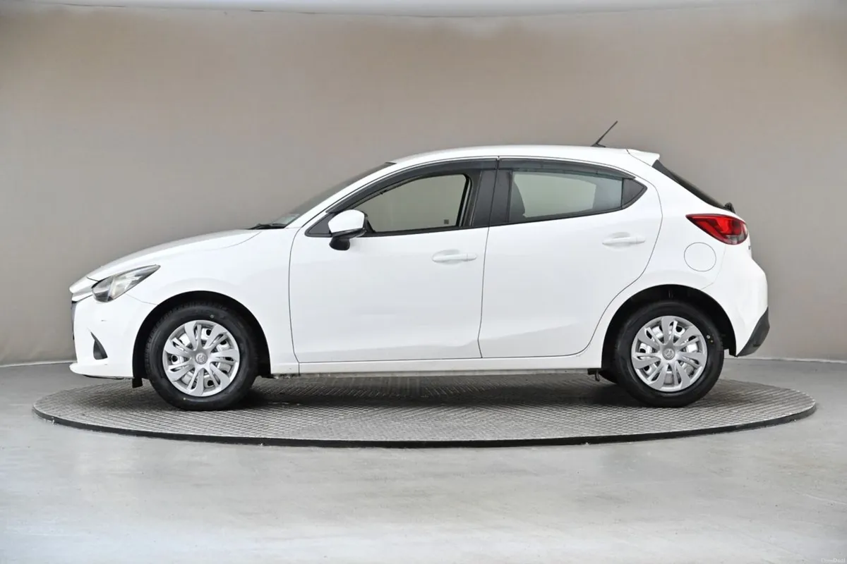 Mazda Mazda2 1.5 SKYACTIVE AUTO **ANDROID CAR PLAY - Image 5