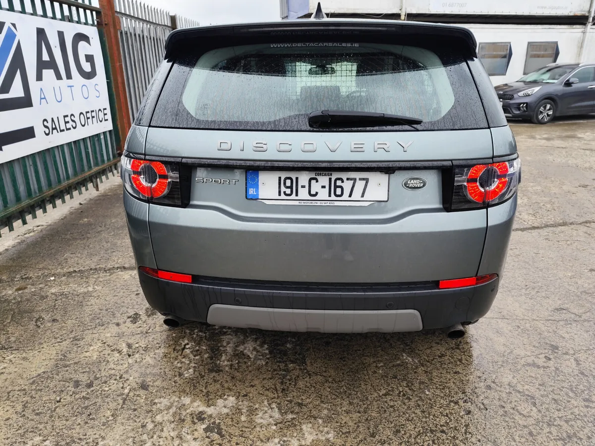 Land Rover Discovery Sport 2019 - Image 5