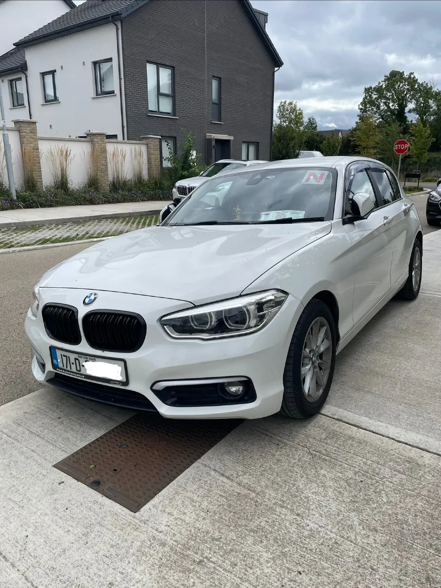BMW 1-Series 118i 2017 - Image 2