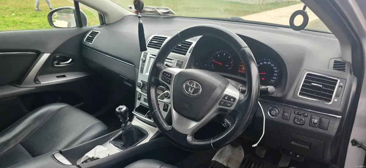 Car - Image 6