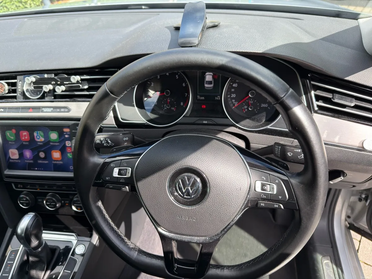 Car - Image 6
