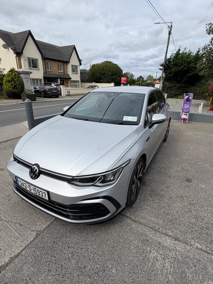2024 Volkswagen Golf R-Line, 1.0 TSI Manual - Image 3