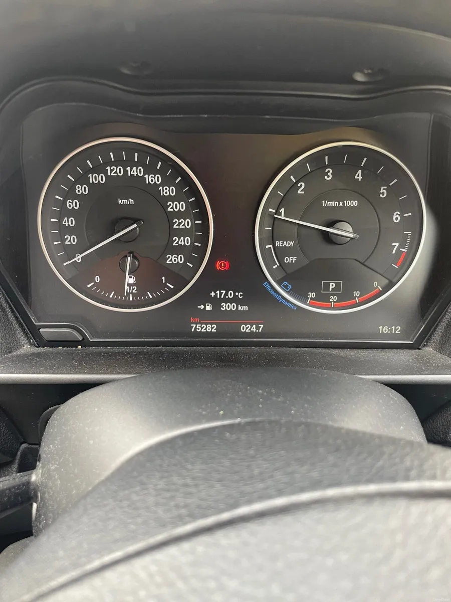 BMW 1-Series 118i 2017 - Image 6