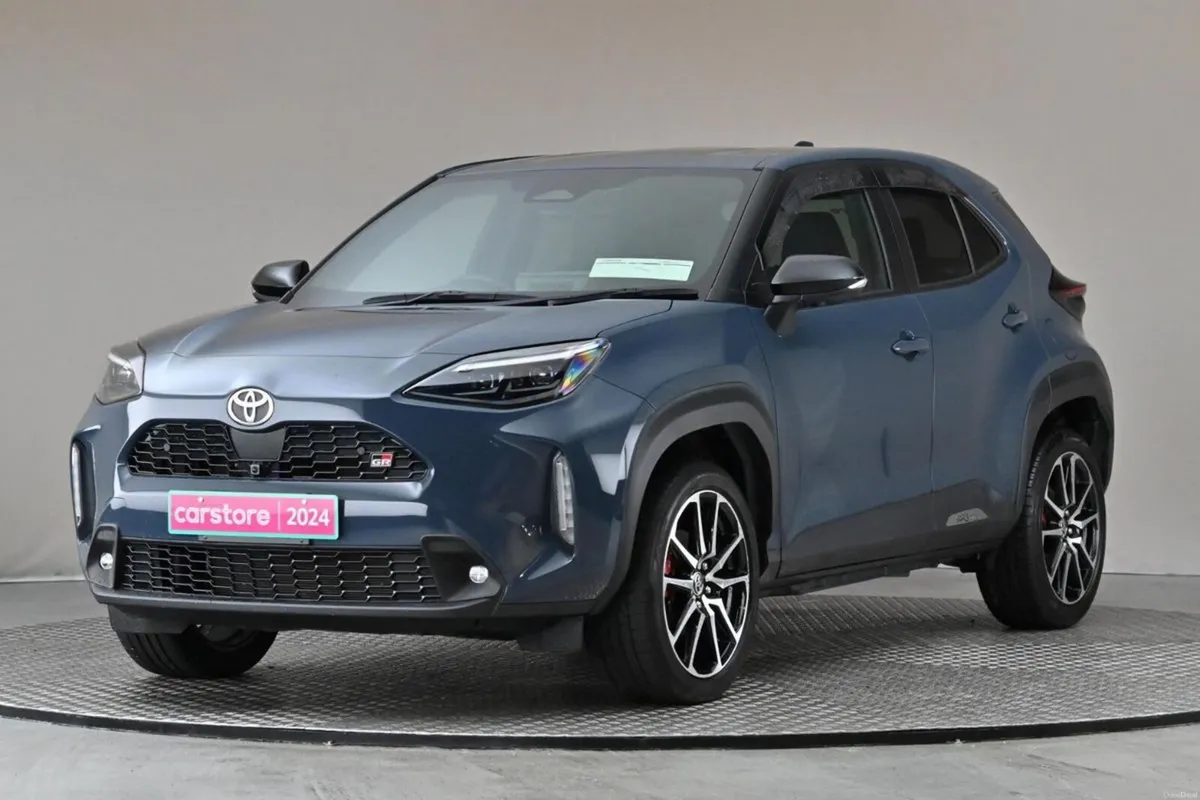 Toyota Yaris Cross 1.5 HEV E-CVT GR SPORT **LEATHE - Image 3