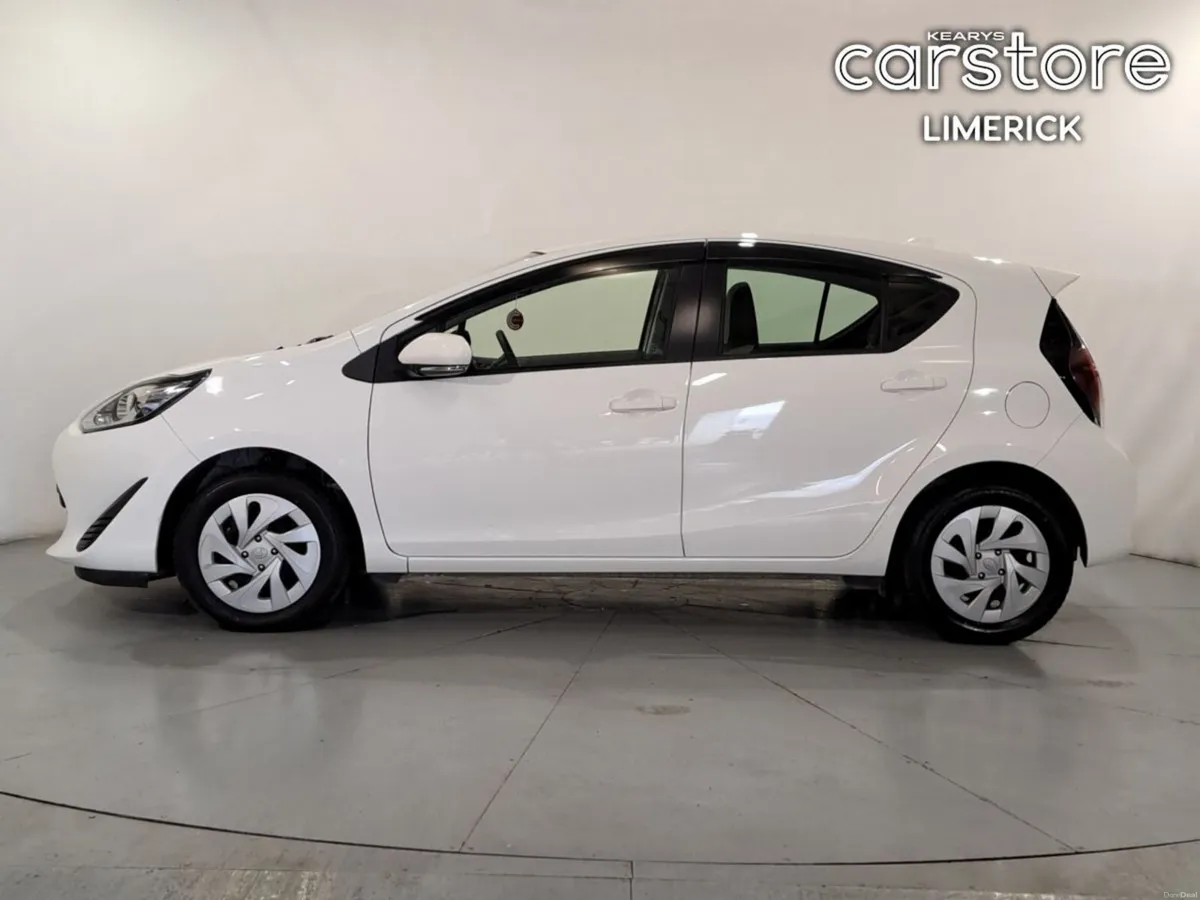 Toyota Aqua 1.5 - Image 6