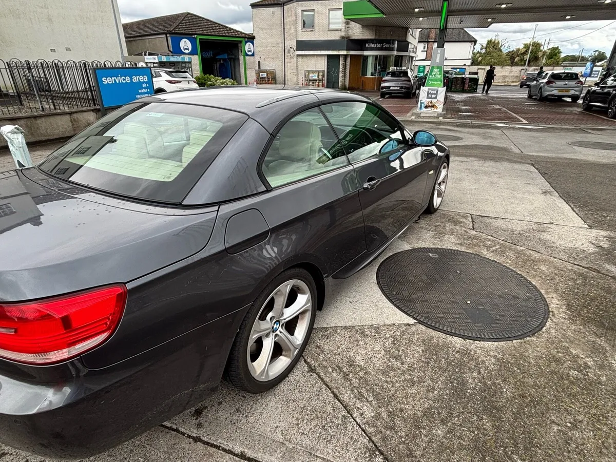 BMW 330i cabriolet - Image 6