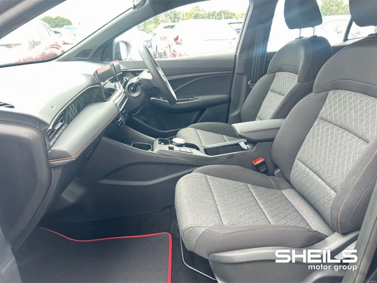 MG MG3 7 Year Warranty - Hyrbid Auto - Image 5