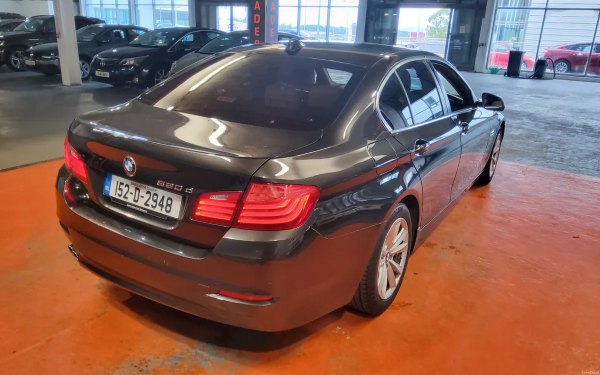 BMW 5-Series 2015 - Image 3