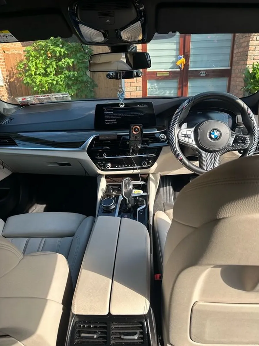 2019 Bmw 5-series - Image 5