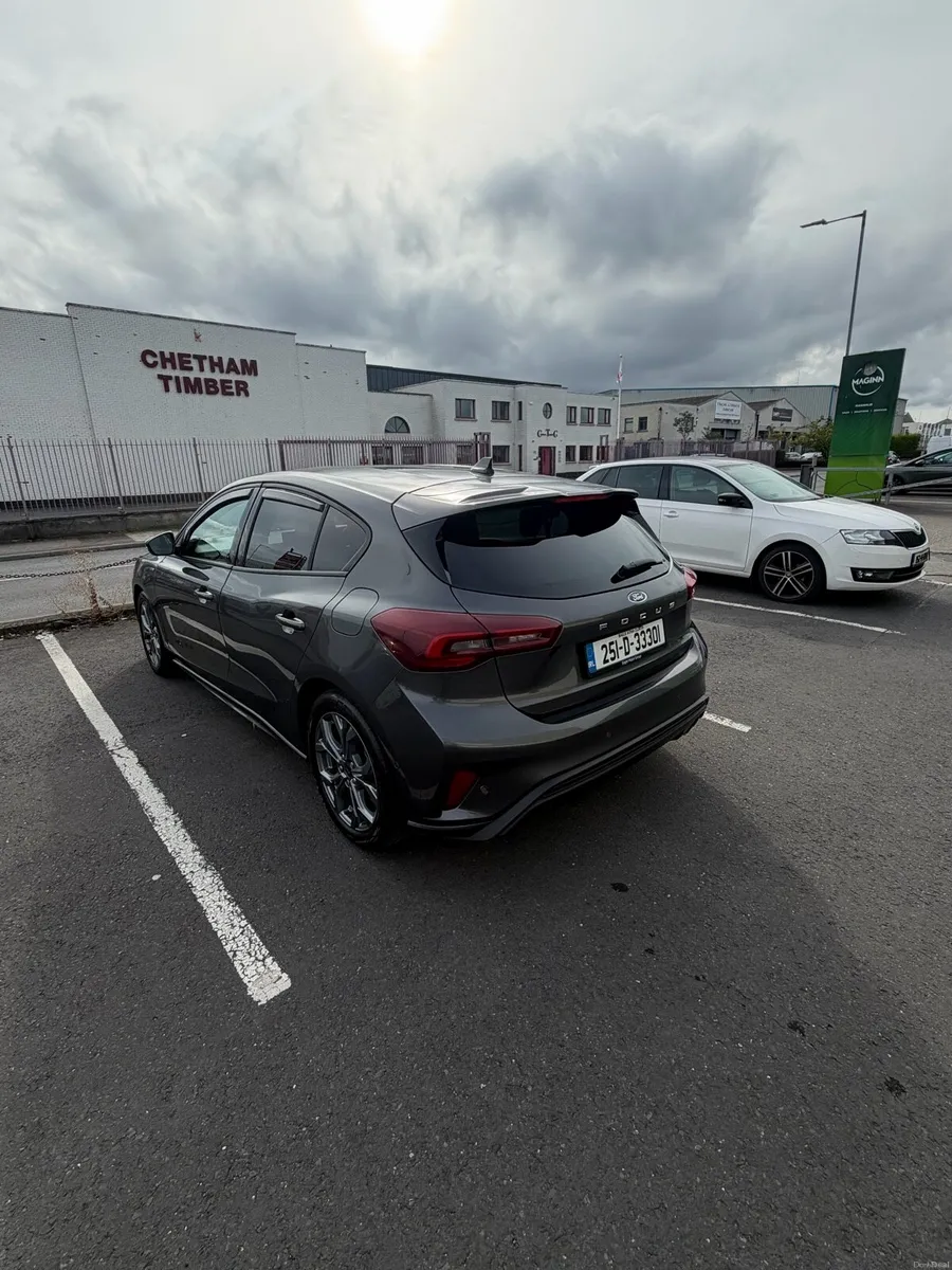2025 Ford Focus ST Line - Image 2