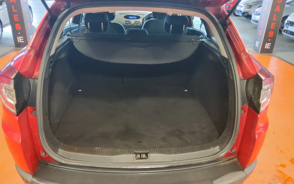 Renault Megane 2014 - Image 4