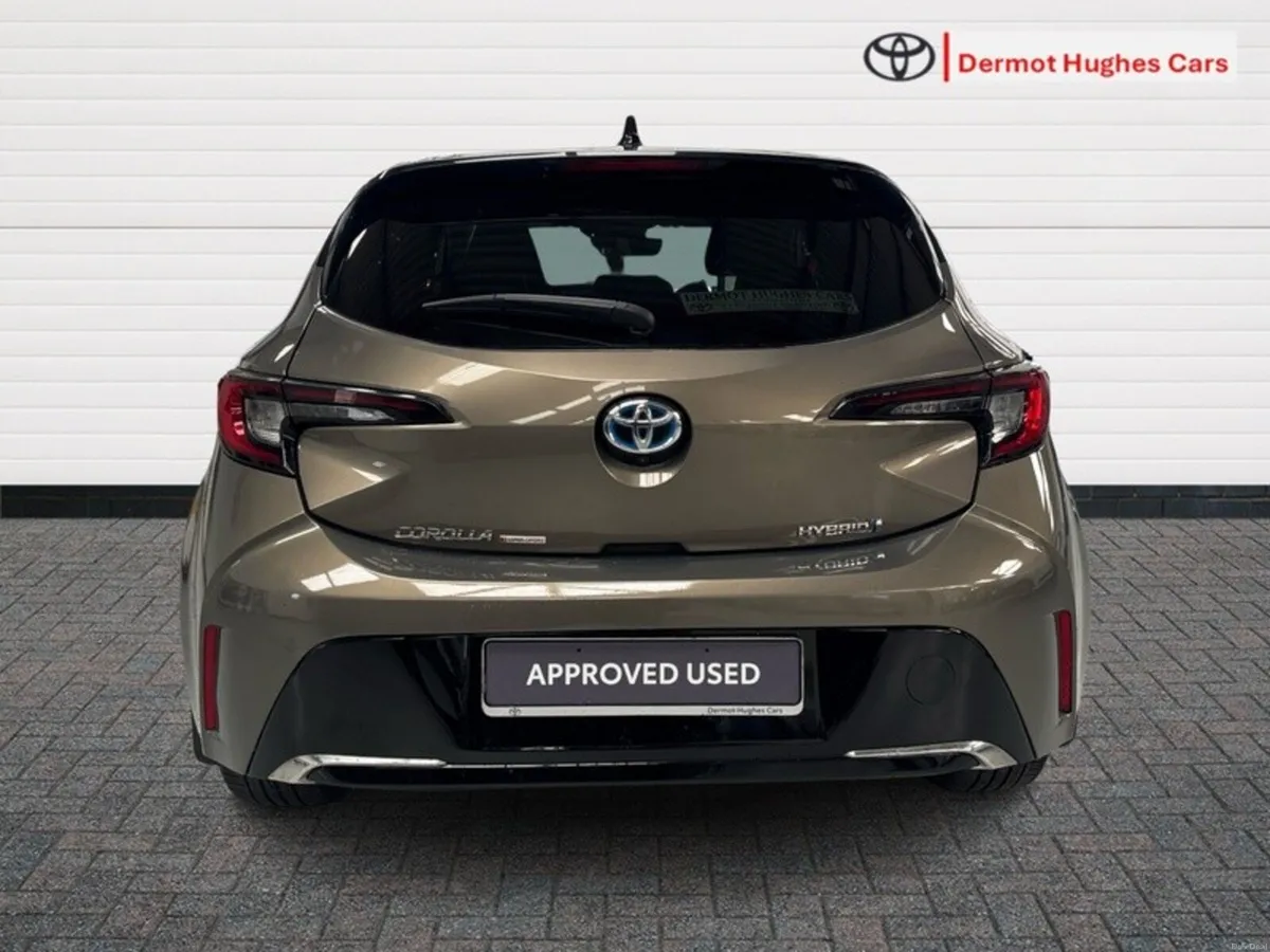 Toyota Corolla HYRBID L/SPORT HB - Image 4