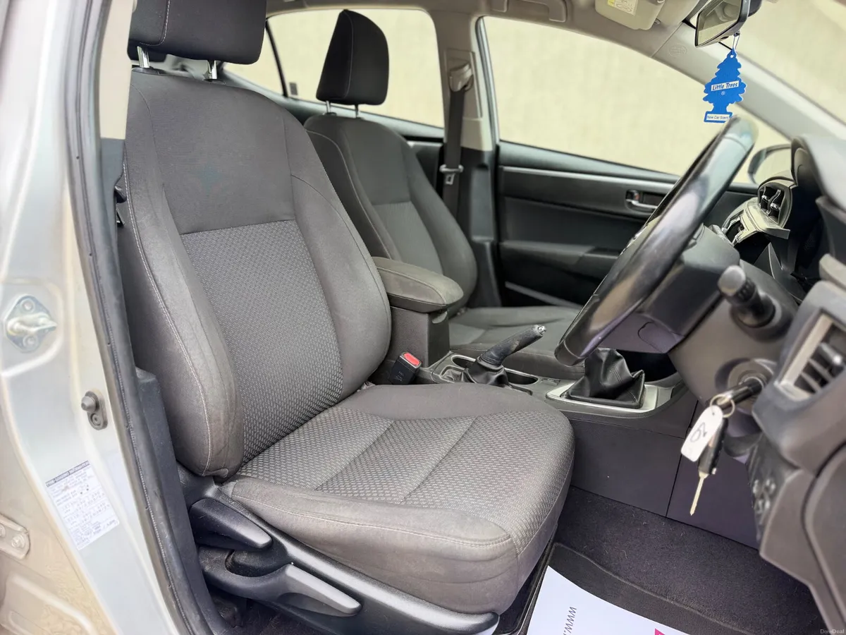Toyota Corolla 2014 - Image 6