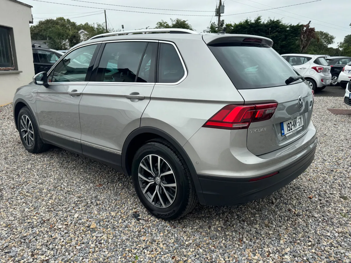 2019 Volkswagen Tiguan - Image 5