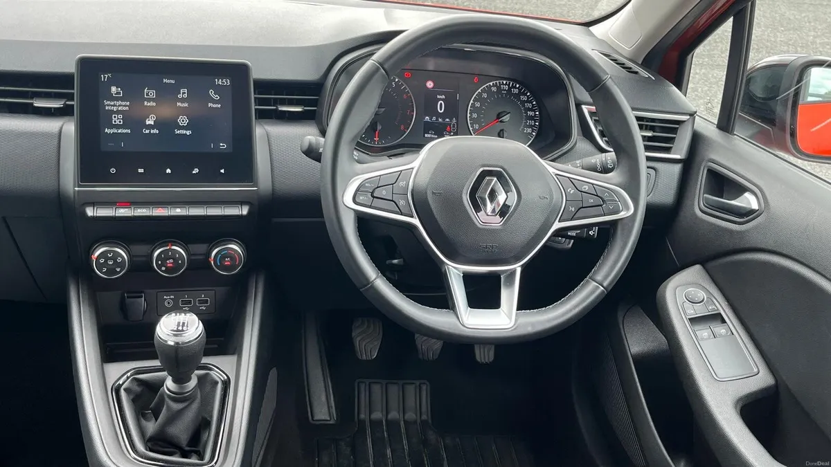2023 Renault Clio - Image 5