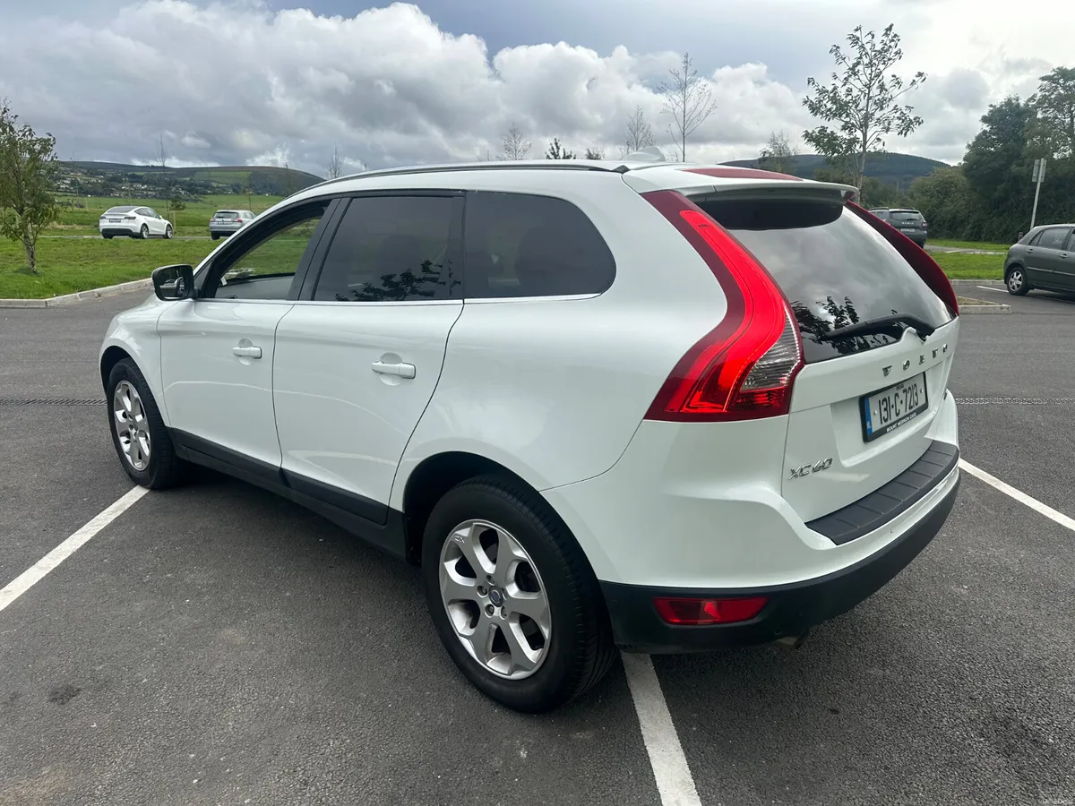 Volvo XC60 Automatic NCT 09/27 - Image 3