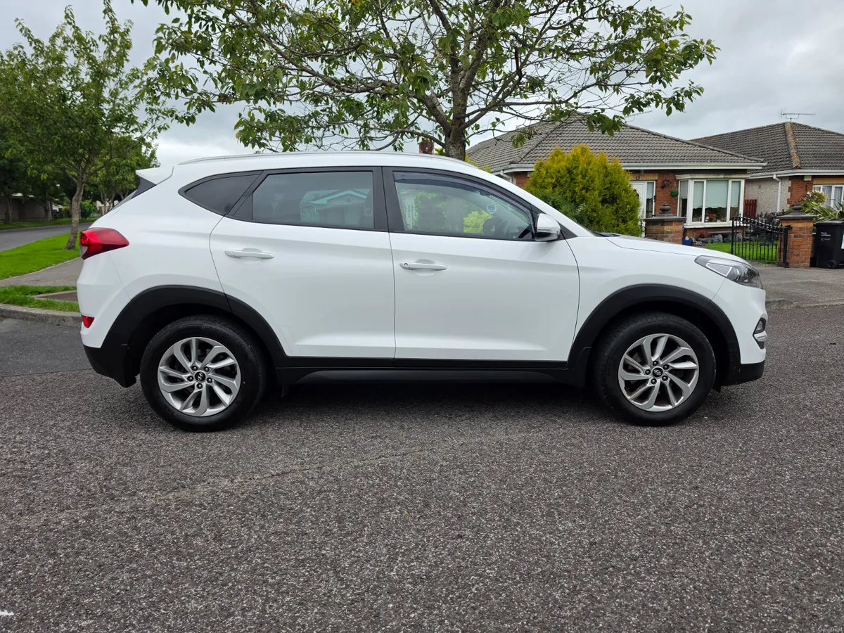 Hyundai Tucson ( new NCT ) Only 160km - Image 5