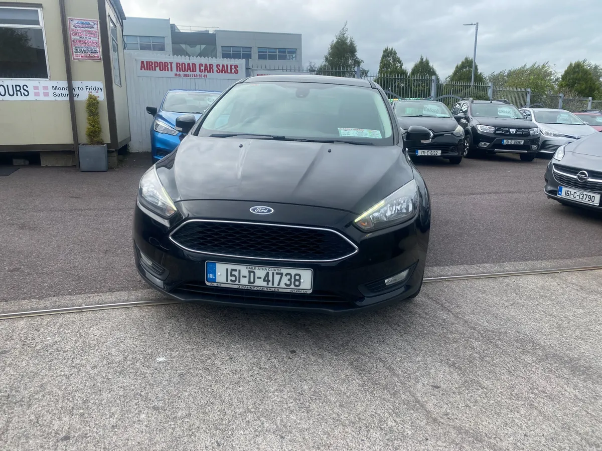 Ford Focus 2015 AUTOMATIC - Image 2