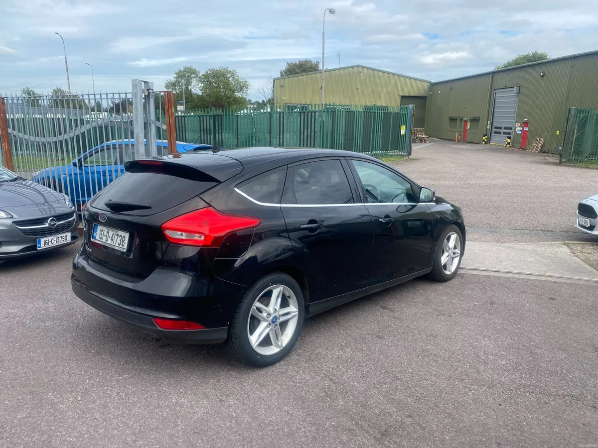 Ford Focus 2015 AUTOMATIC - Image 3