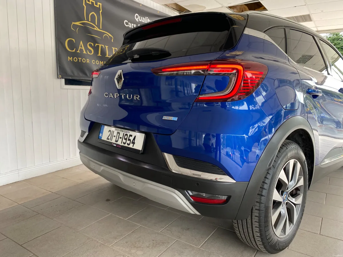 2021 Renault Captur E-TECH Plug-in 160 Auto - Image 3