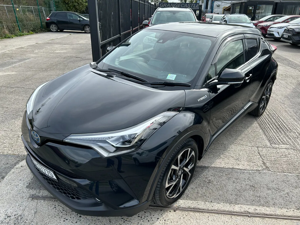 Toyota C-HR 2019, 1.8 HYBRID AUTO LOW KM HIGH SPEC - Image 3