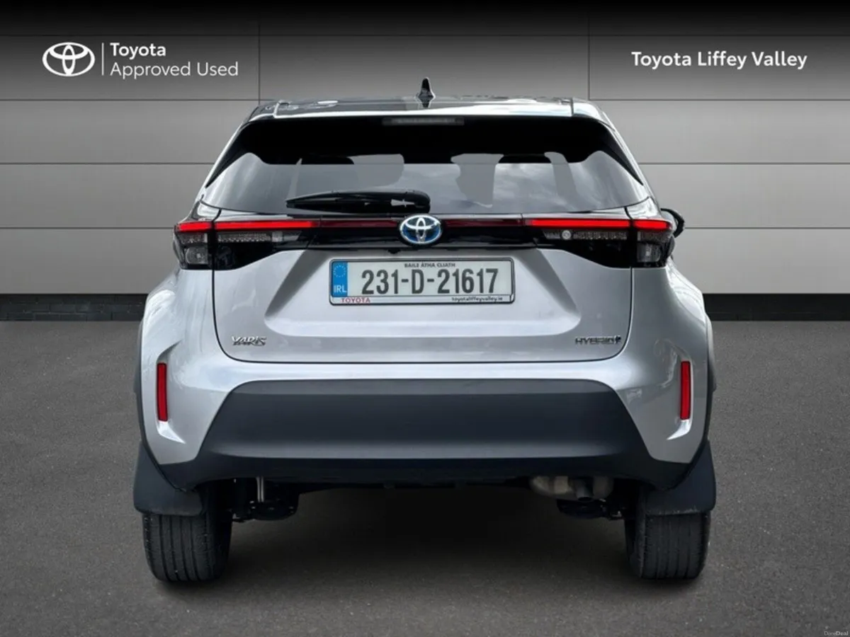 Toyota Yaris Cross YARIS CROSS HYBRID LUNA SPORT - Image 4