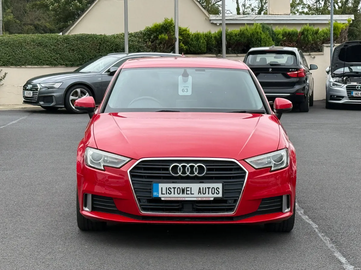 171 AUDI A3 SPORT HATCHBACK 1.4 PETROL AUTO - Image 3