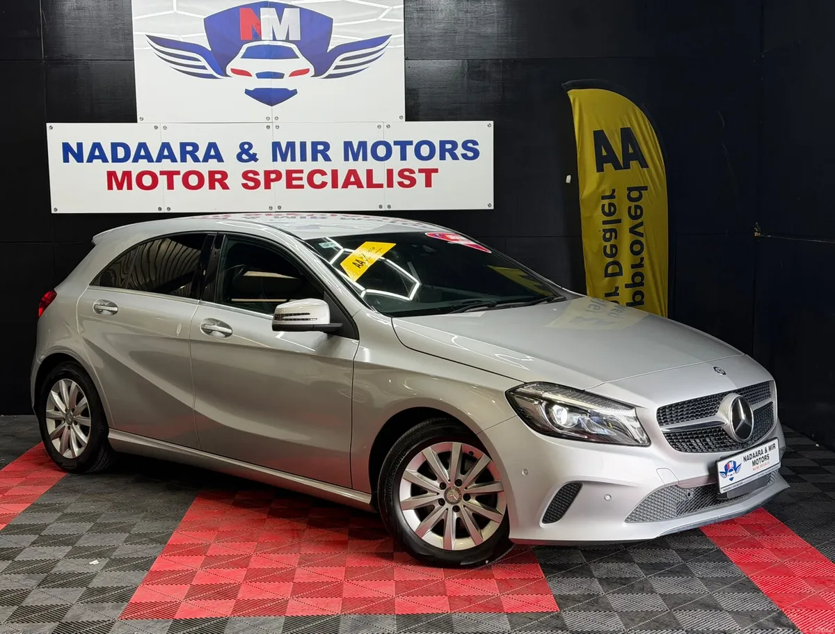 2016 Mercedes-Benz A180 Only 9 K KM WARRANTY 2 KEY - Image 2
