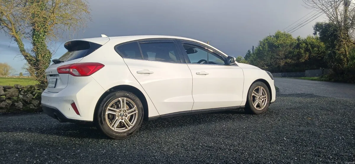 2020 ford focus - Image 1
