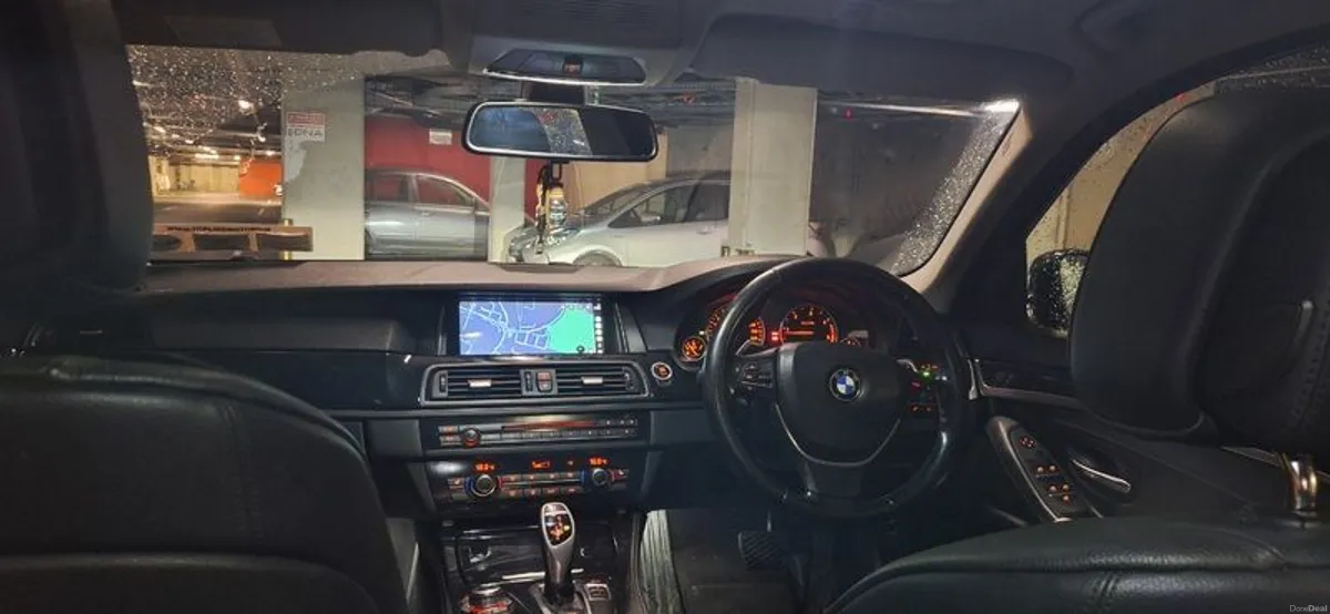 2010 BMW 5 Series - Image 6