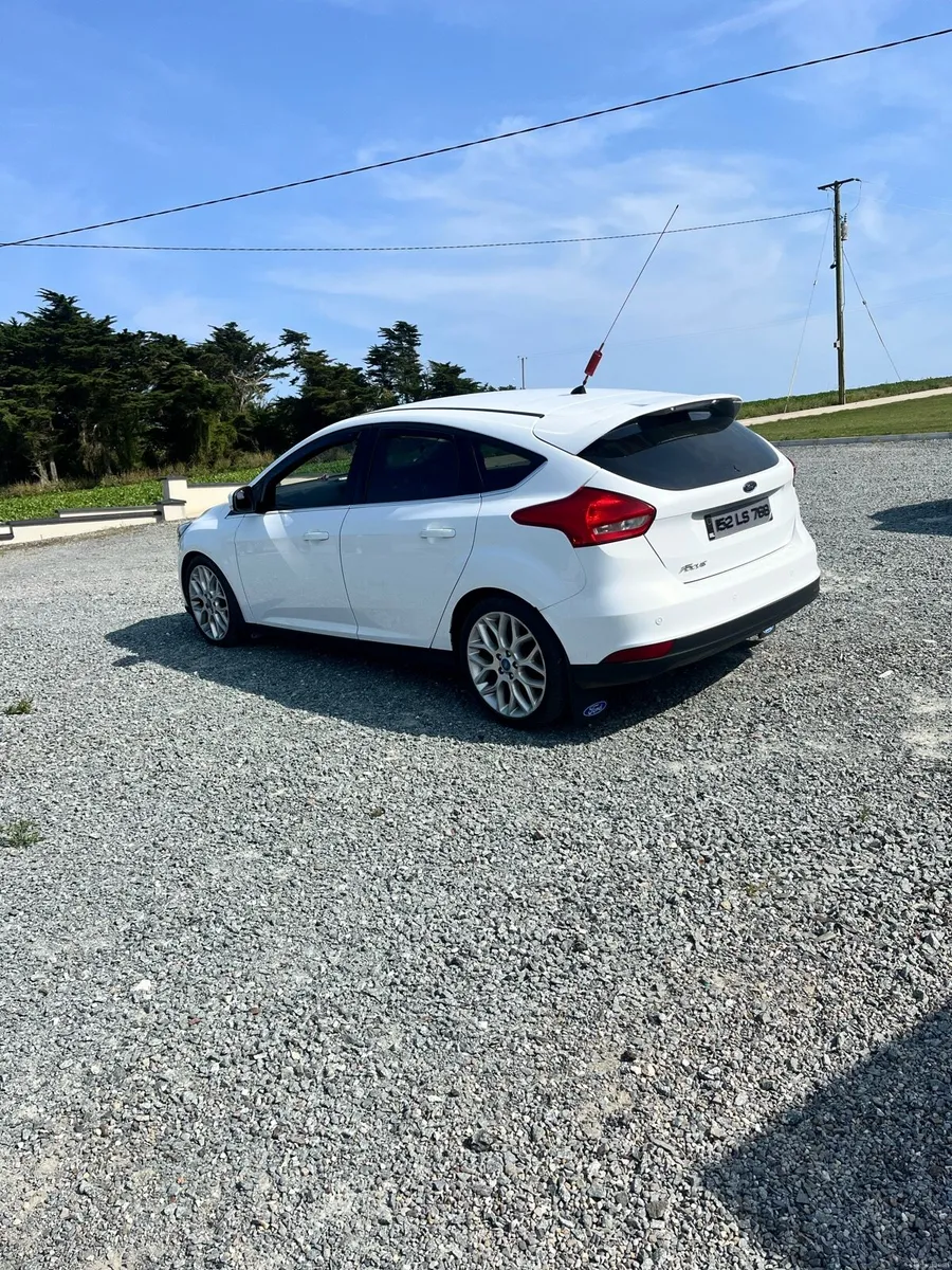 Ford Focus - Image 4