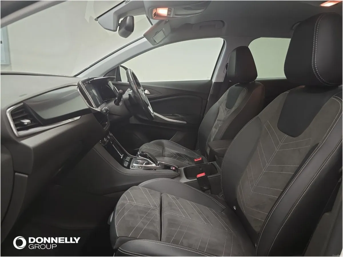 Vauxhall Grandland Diesel Hatchback Ultimate - Image 4