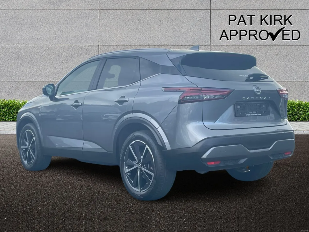 Nissan Qashqai Hatchback Tekna - Image 2