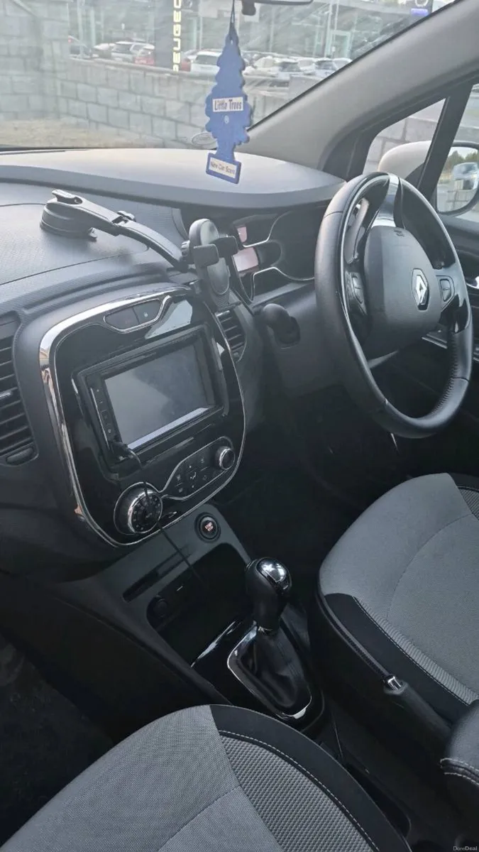 Renault Captur Atomatic - Image 1