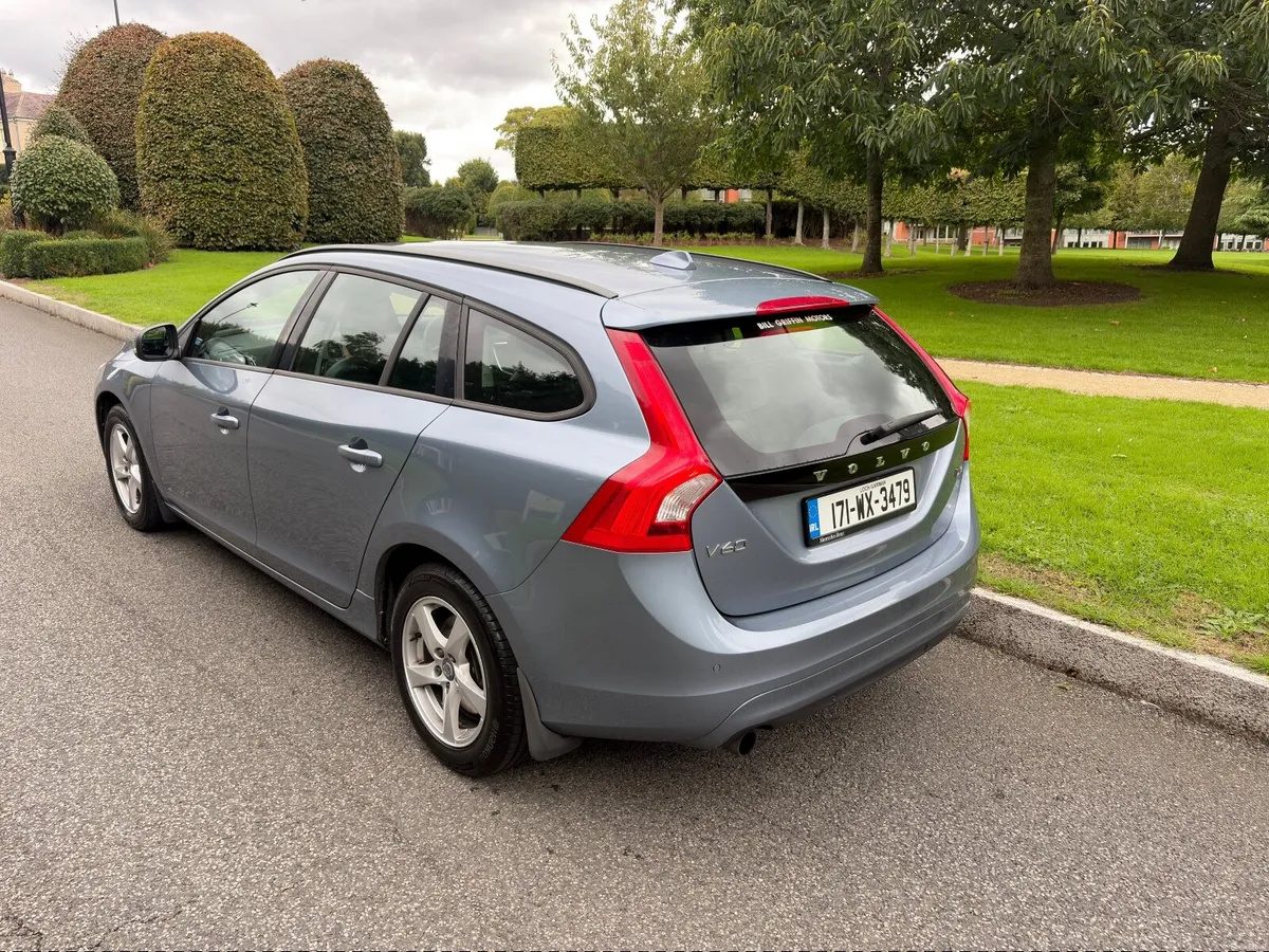 2017 Volvo V60 D3 - Image 4