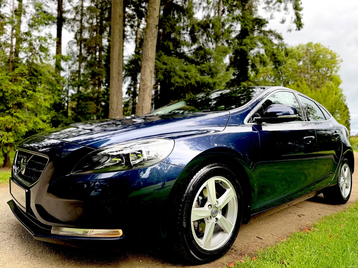 1.6 D2 115BHP 6SPD * FULL LEATHER * LOW KMS * - Image 1