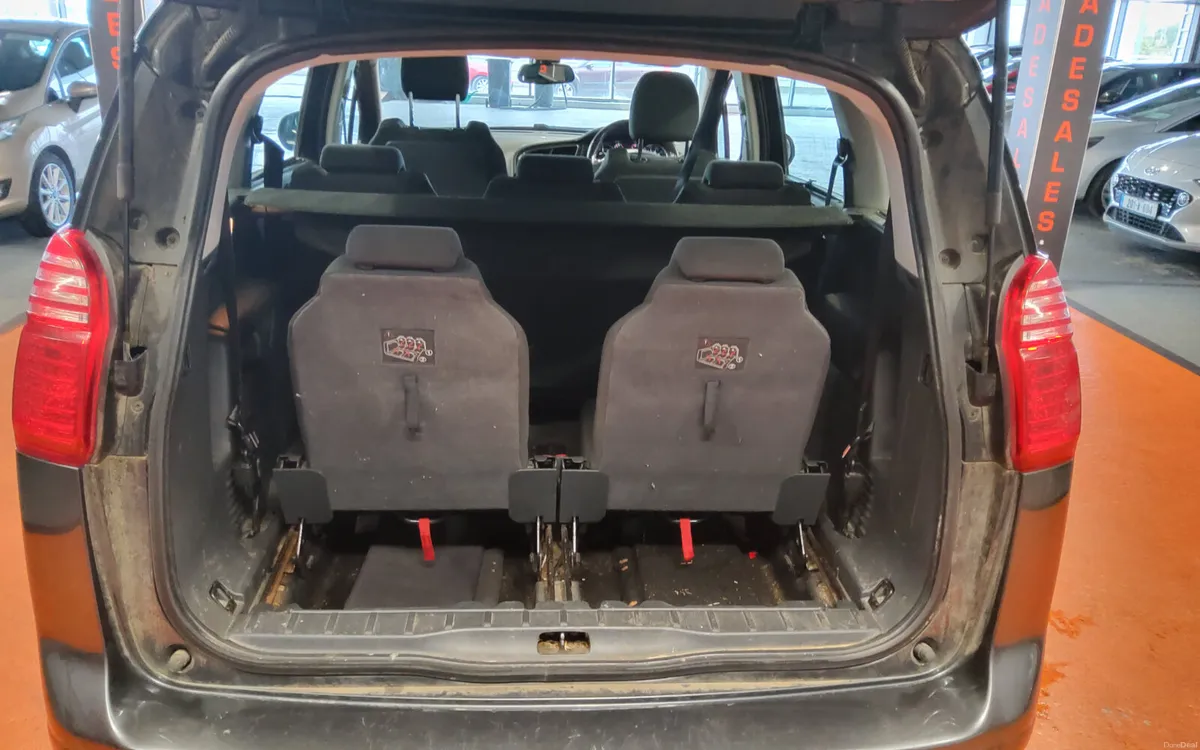 Peugeot 5008 2016 - Image 4