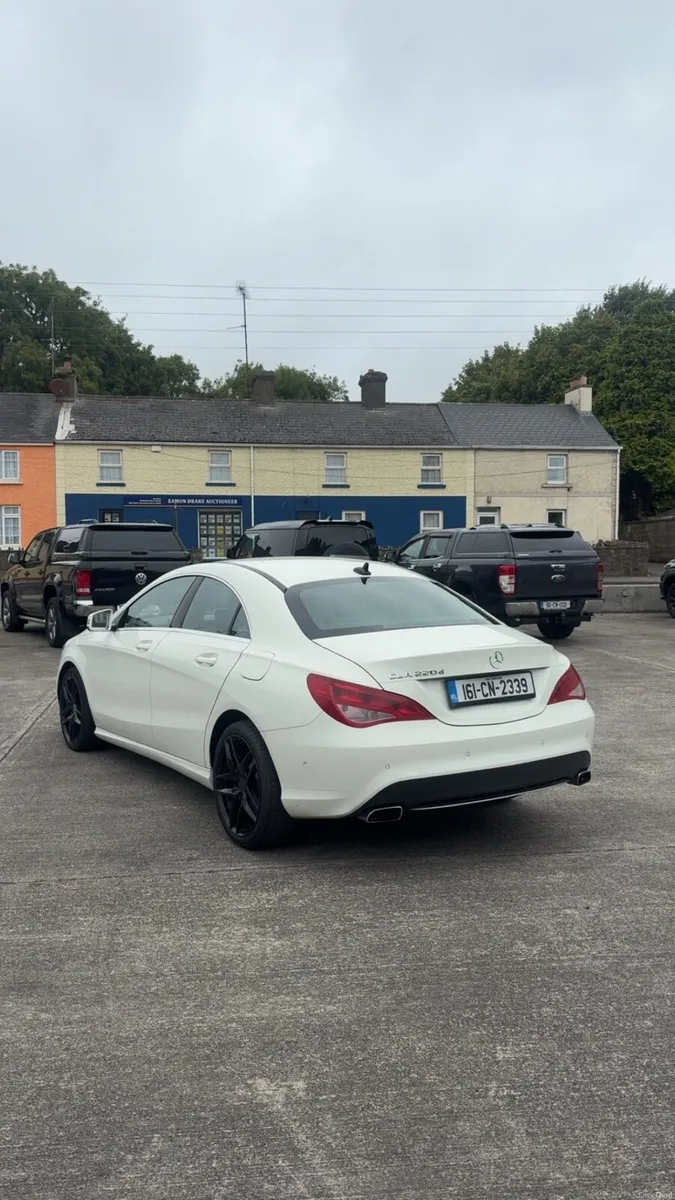 Mercedes CLA220d - Image 3