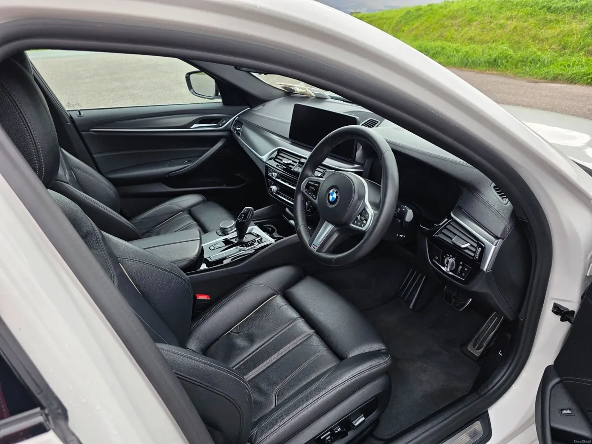 2021 BMW 520D G30 M Sport - Automatic - Image 6