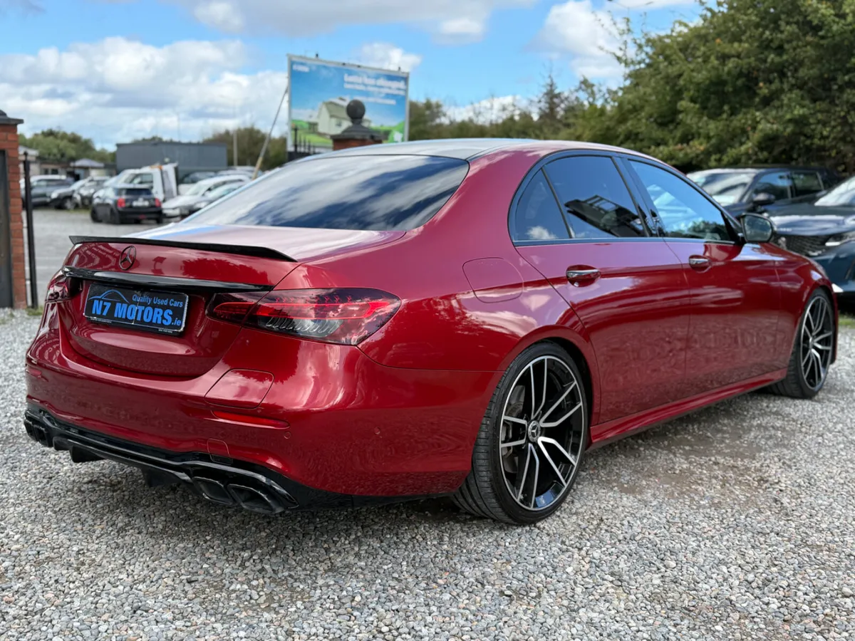 2022 Mercedes-Benz E Class 300 DE AUTO - Image 3