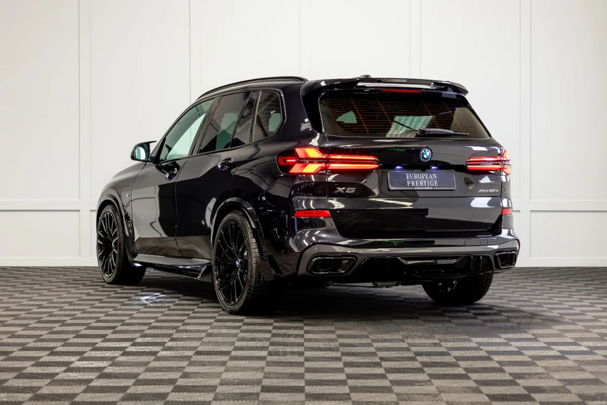262 BMW X5 X-Drive 50e M-Sport - Image 4