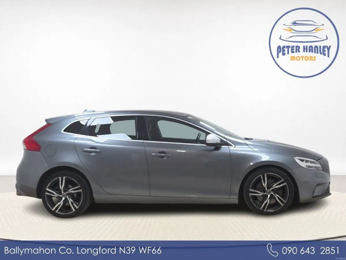Volvo V40 D3 (150hp) R-Design - Image 4