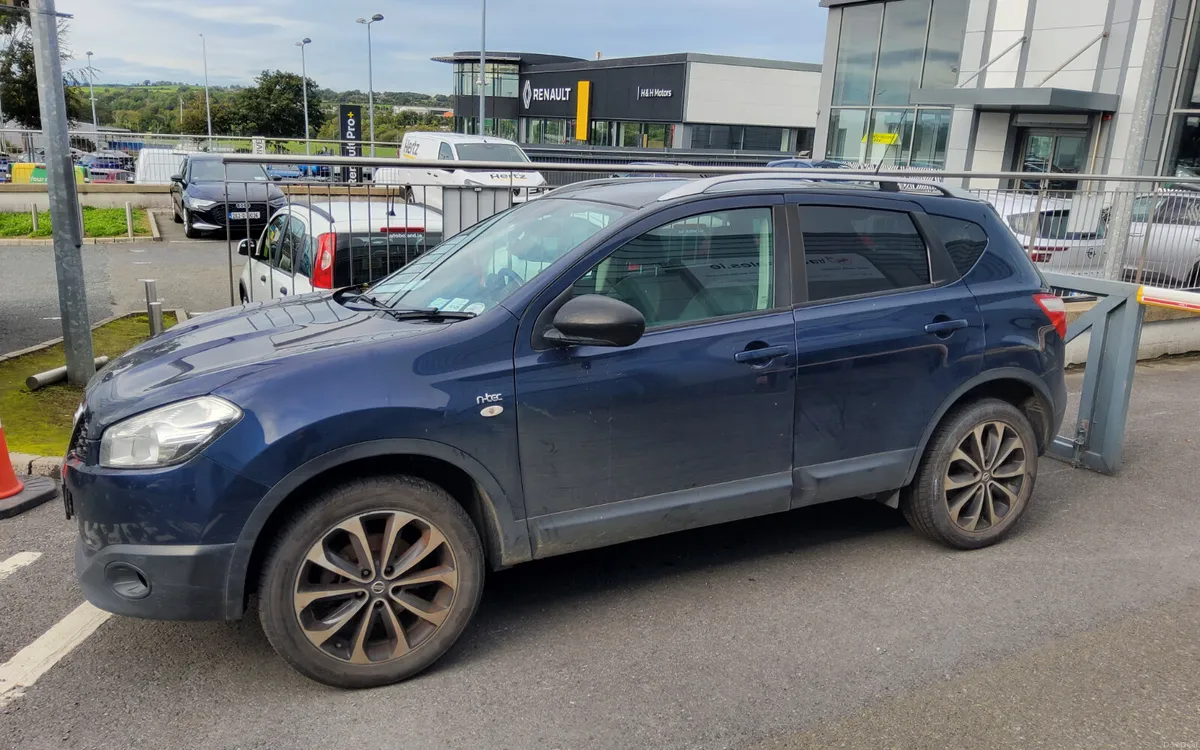 Nissan Qashqai 2011 - Image 4
