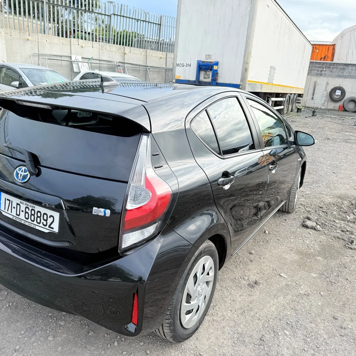 2017 Toyota Aqua 1.5 Hybrid Automatic – Facelift - Image 3