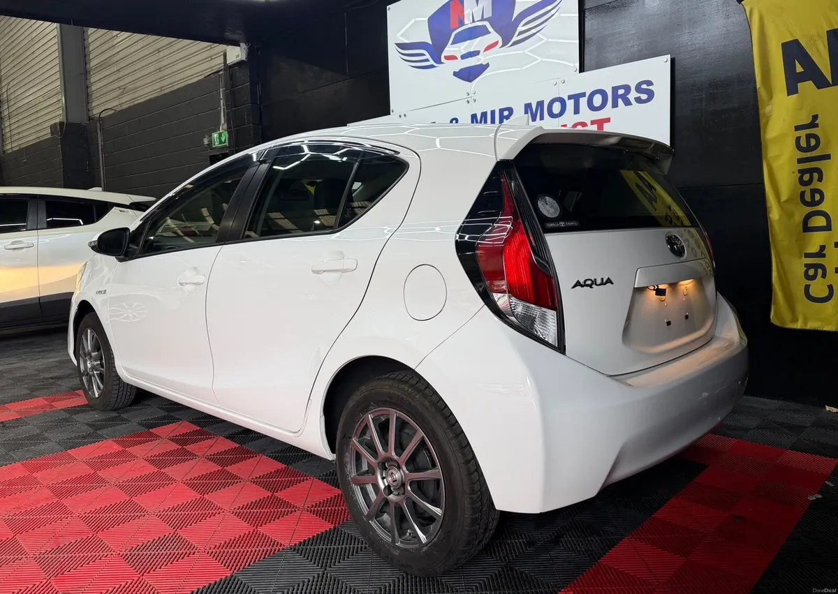 2017 TOYOTA AQUA AUTO 2 YEARS NCT WARRANTY 3 KEYS - Image 6