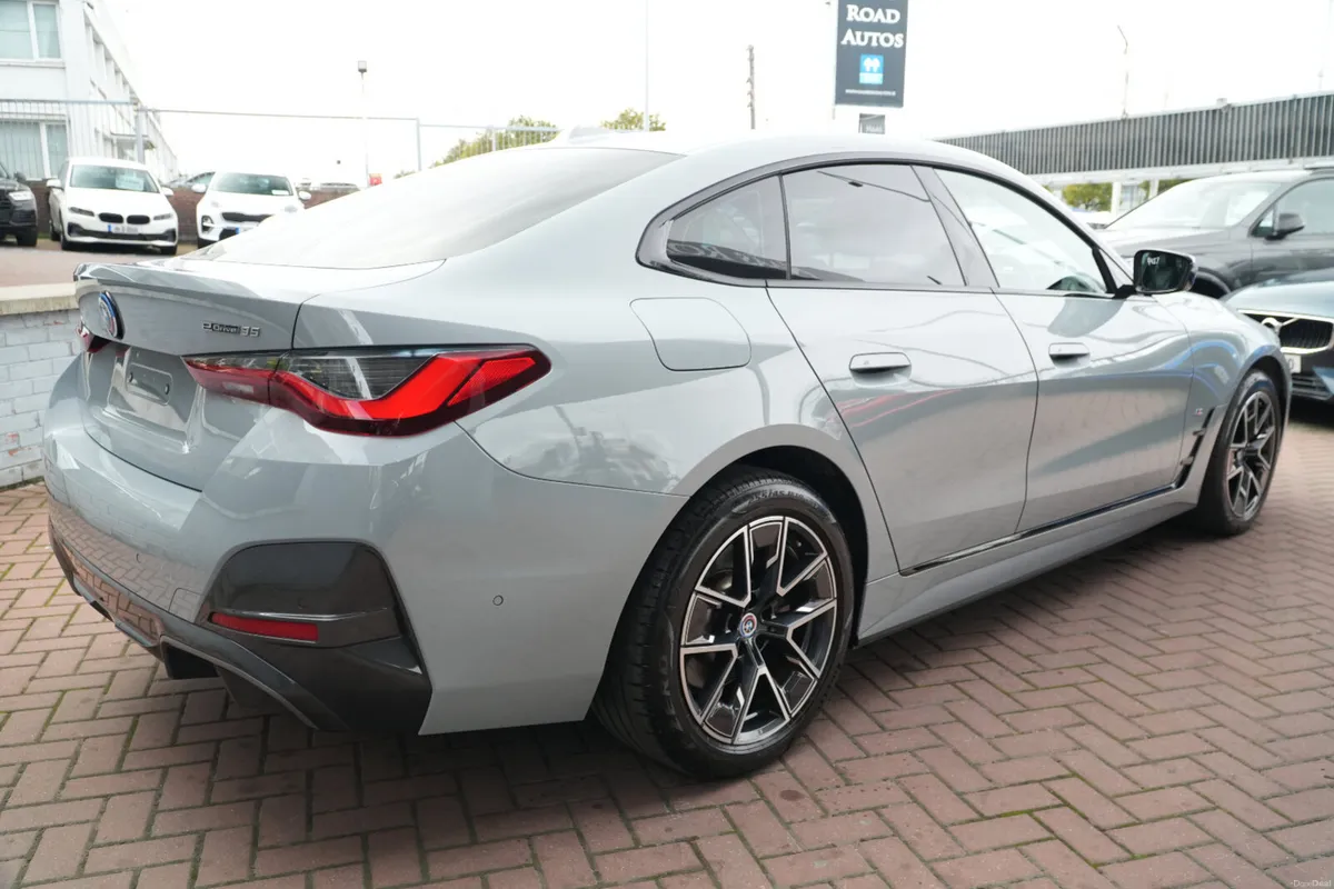 2023 BMW I4 EDRIVE 35 - Image 4